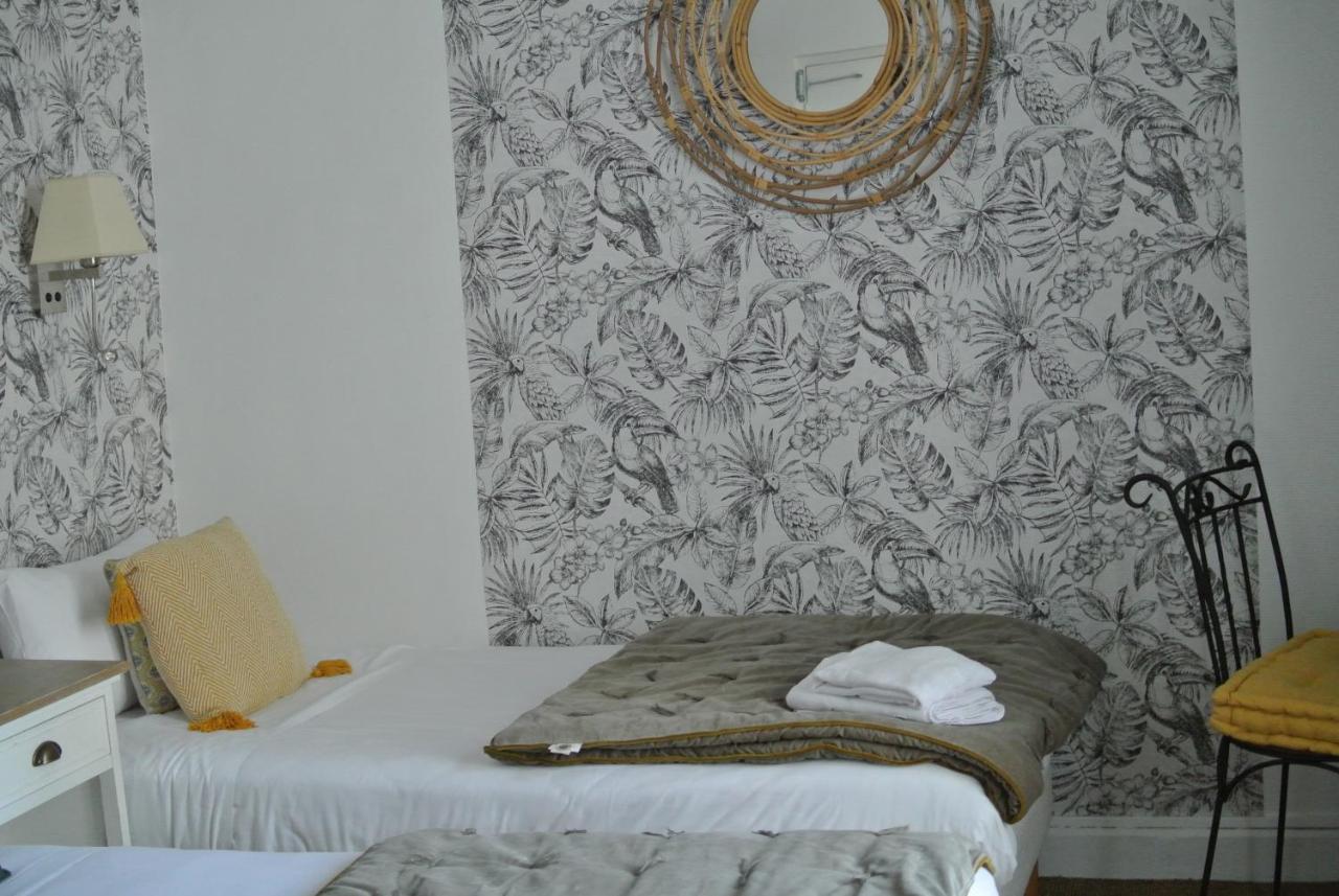 Logis Hotel Louise De Savoie 布鲁瓦 外观 照片