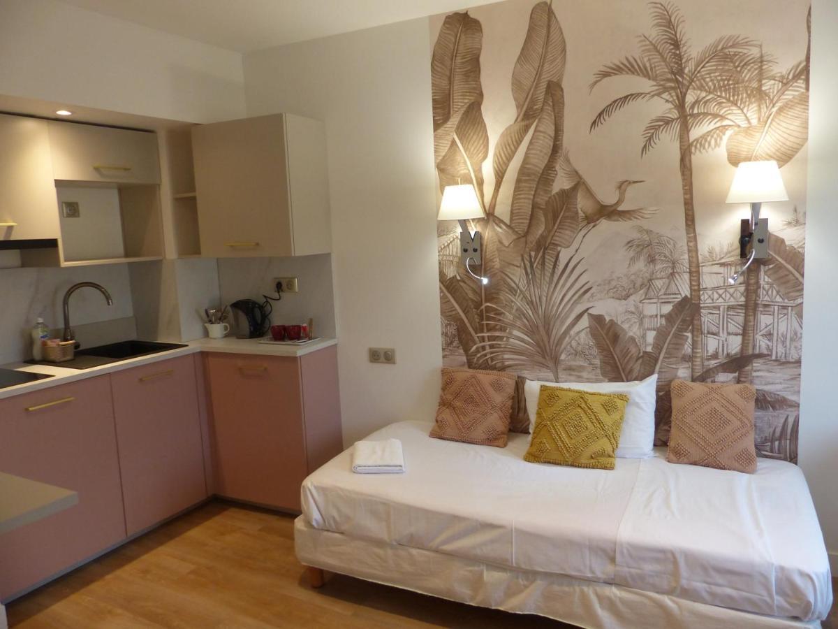 Logis Hotel Louise De Savoie 布鲁瓦 外观 照片