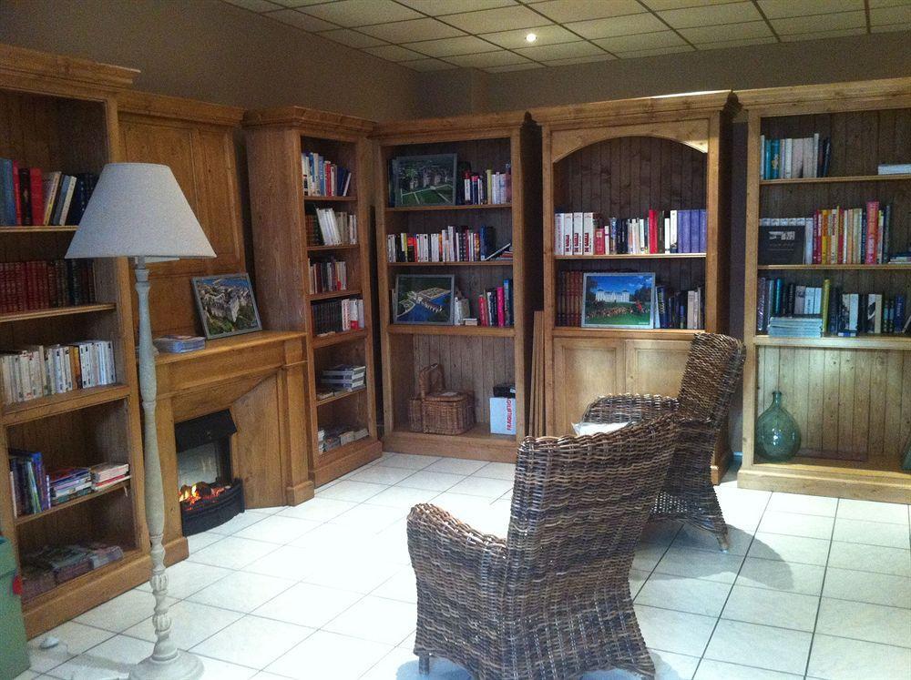 Logis Hotel Louise De Savoie 布鲁瓦 外观 照片