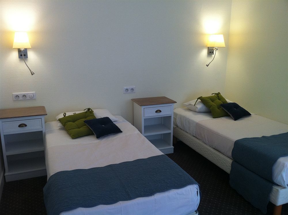Logis Hotel Louise De Savoie 布鲁瓦 外观 照片