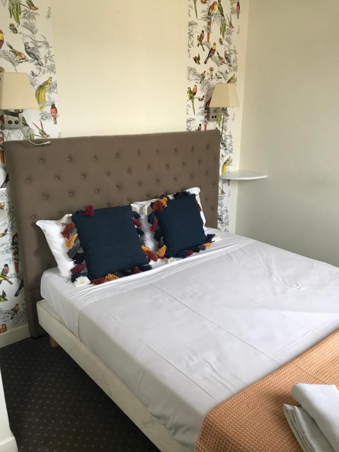 Logis Hotel Louise De Savoie 布鲁瓦 外观 照片